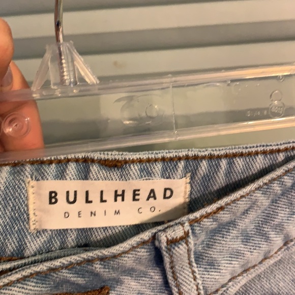 Scalloped denim shorts - Picture 3 of 3